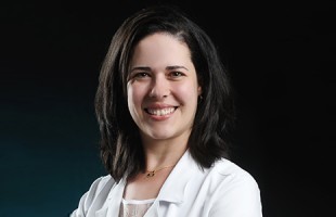 Dra. Nívia Olímpia Barbosa Silva